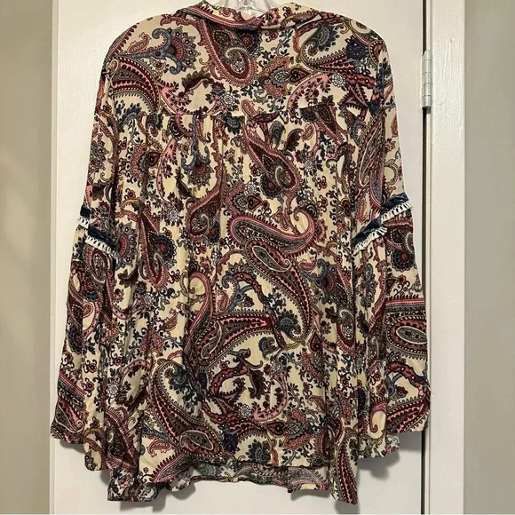 Ivy Jane long sleeve paisley blouse size L - Picture 2 of 7